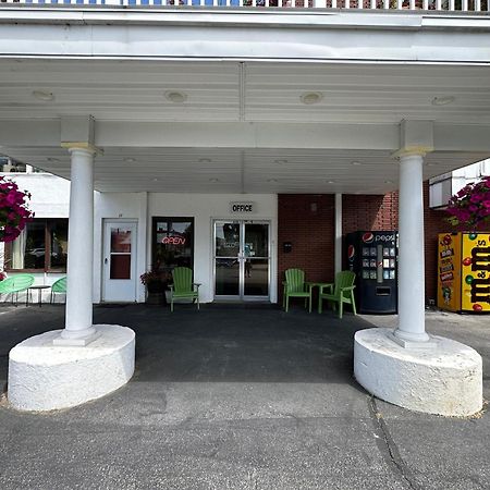 O'Sullivan'S Motel Lake George Eksteriør bilde