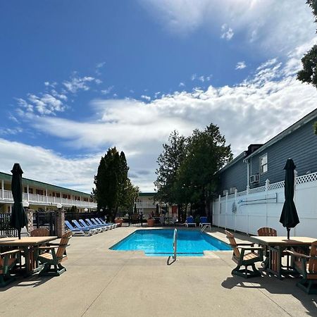 O'Sullivan'S Motel Lake George Eksteriør bilde