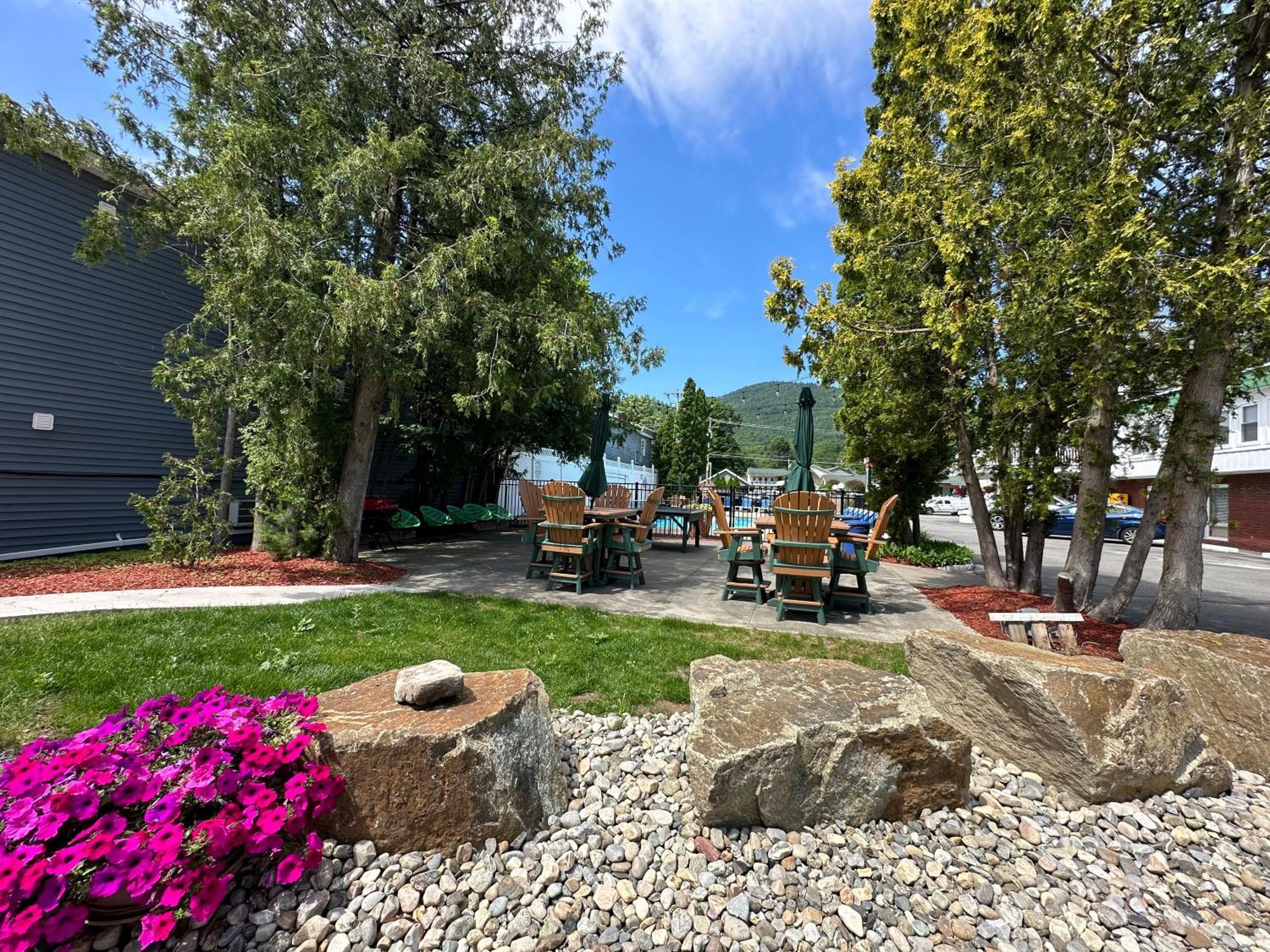 O'Sullivan'S Motel Lake George Eksteriør bilde