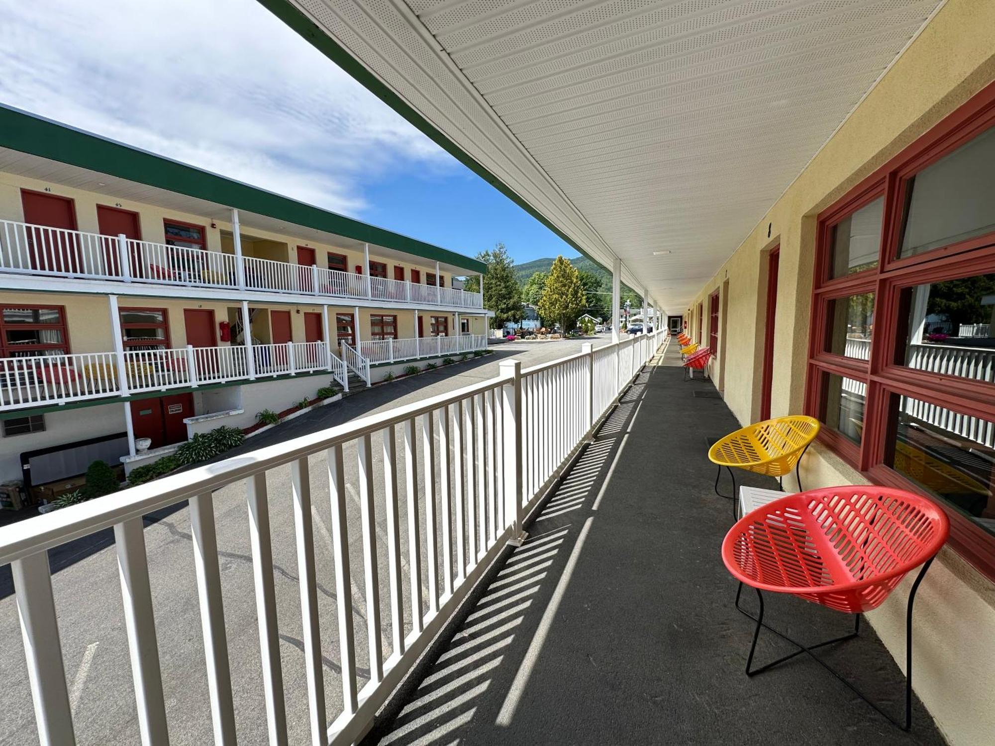 O'Sullivan'S Motel Lake George Eksteriør bilde