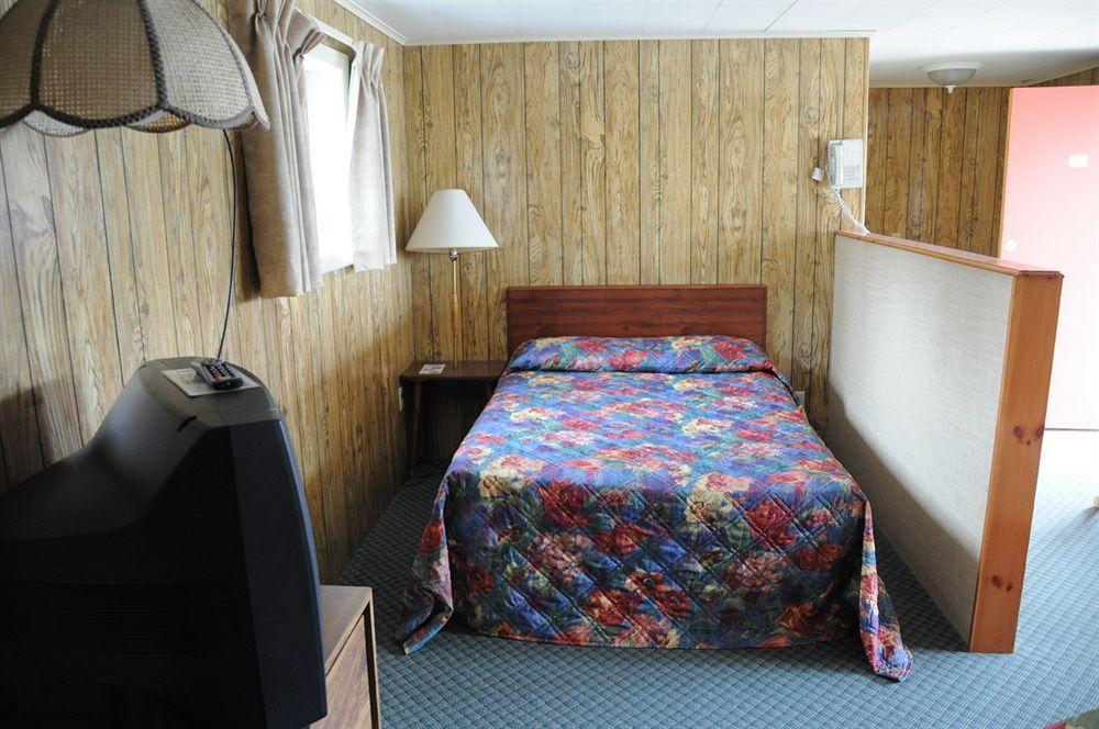 O'Sullivan'S Motel Lake George Eksteriør bilde