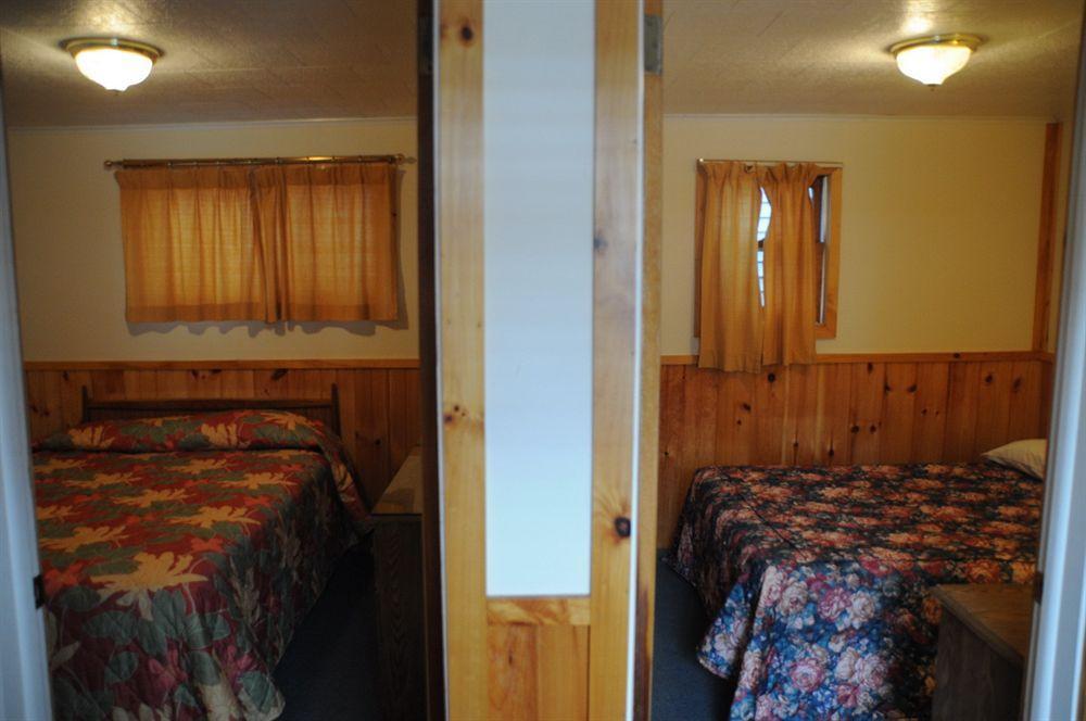 O'Sullivan'S Motel Lake George Eksteriør bilde