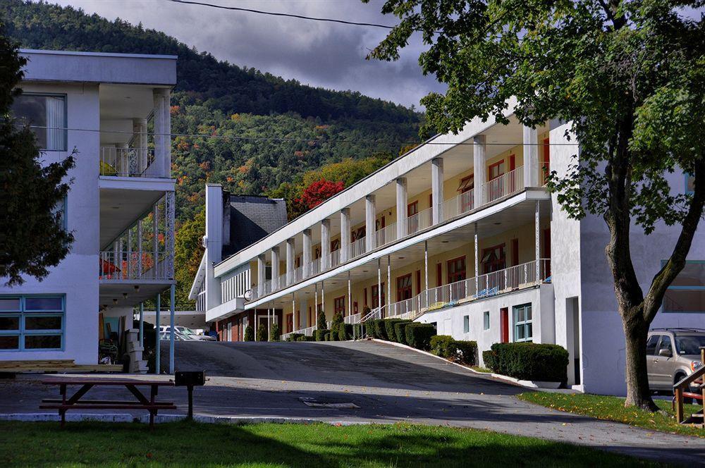 O'Sullivan'S Motel Lake George Eksteriør bilde