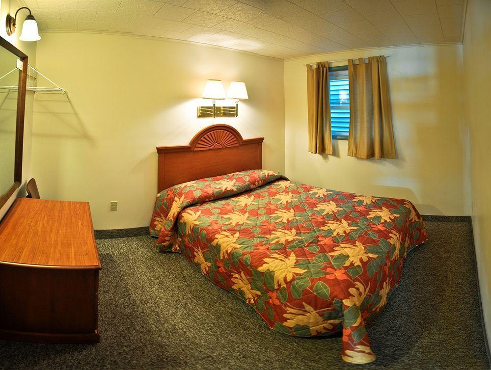 O'Sullivan'S Motel Lake George Eksteriør bilde